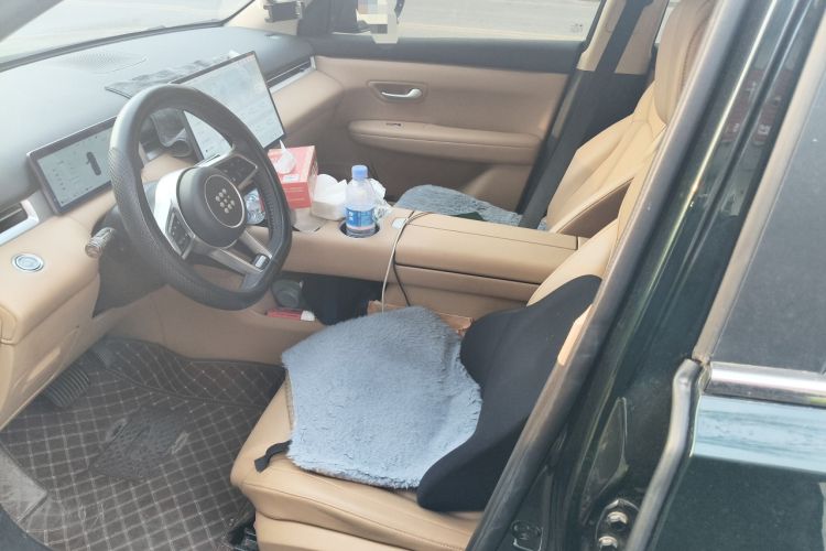 Used Landian E5 PLUS 2025 165 km Long-Range Version PLUS 7-Seater