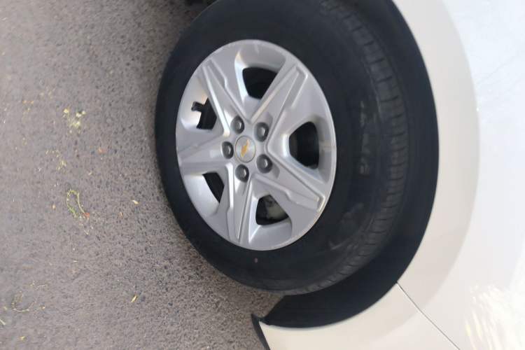 Used Chevrolet Cavalier 2018 320 Automatic Enjoyment Sunroof Edition