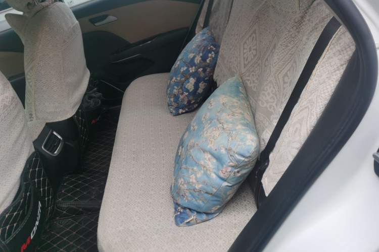 Used Chevrolet Monza 2020 320 Automatic Enjoyment Edition Left Rear Seat