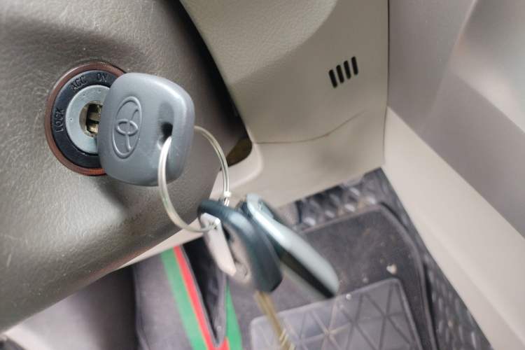 Used Toyota Verso 2014 Starlight 180G CVT Comfort Edition