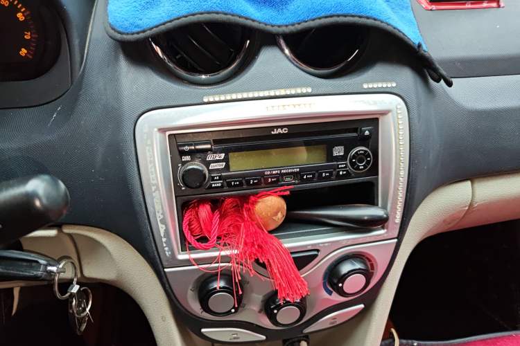 Used JAC Group Tongyue RS 2012 RS 1.3L Manual - Shangdong Luxury Model Audio And AC Panel