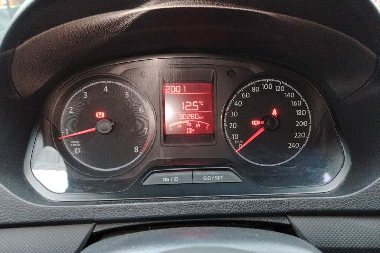 Used Volkswagen Jetta 2019 Dream Edition 1.5L Manual Fashion Version
