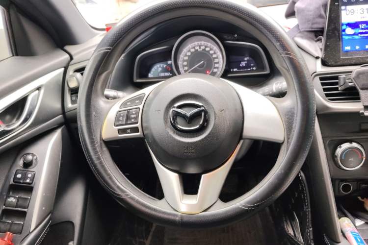 Used Mazda CX-4 2016 2.0L Automatic 2WD Blue Sky Dynamic Edition
