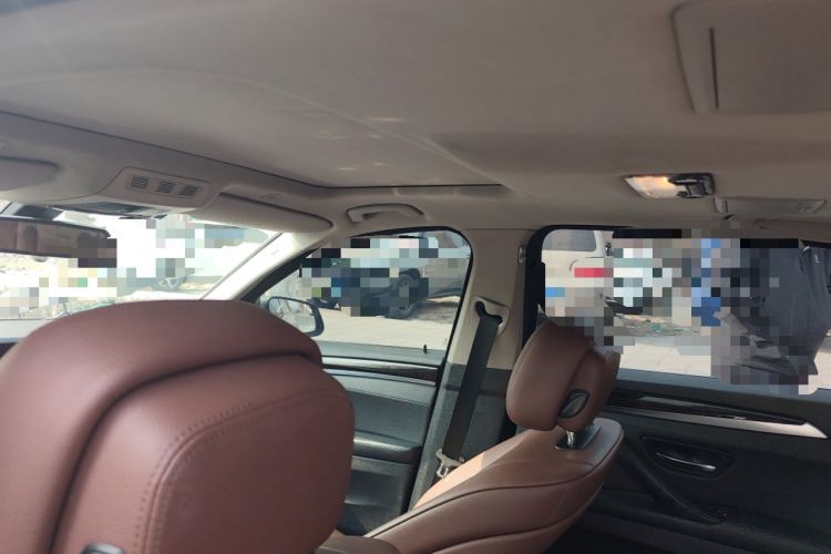 Used BMW 5 Series 2013 525Li Leading Model
