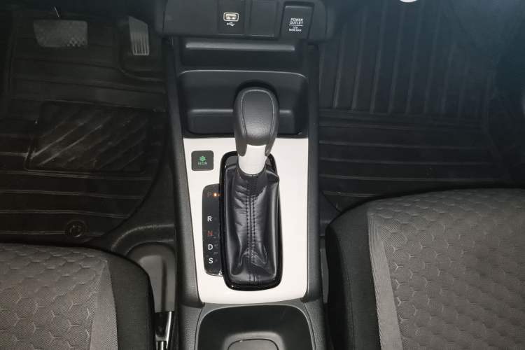 Used Honda Fit 2021 1.5L CVT Trend Edition Gear Lever