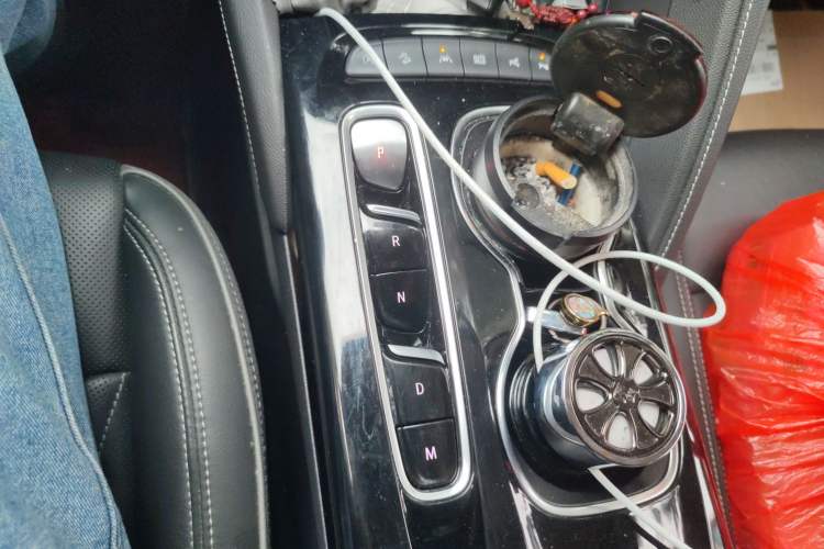 Used Buick Envision 2020 Encore S 652T All-Wheel-Drive Avenir