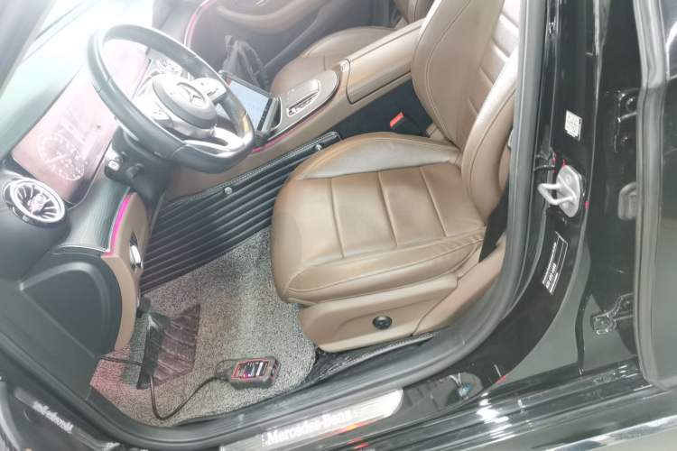 Used Mercedes-Benz E-Class 2020 E 300 L Sporty and Stylish Model