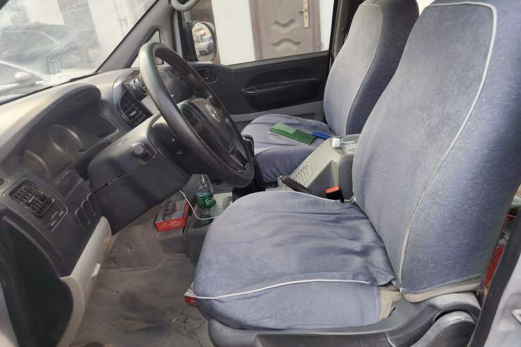 Used FORTHING Lingzhi 2017 M3L 1.6L 7-Seater Comfort Model
