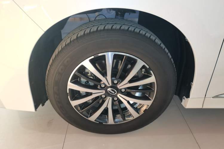 Used GAC Trumpchi M8 2024 Lingxiu Series 390T Luxury Edition Exterior 4