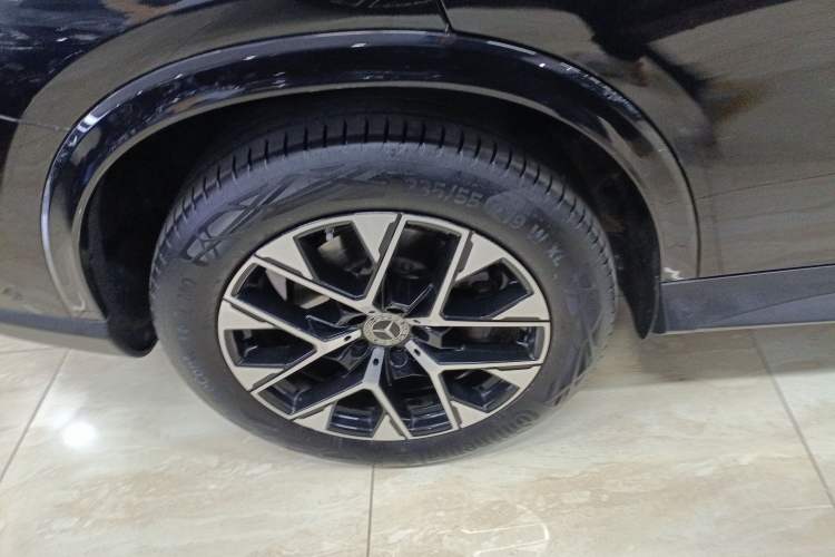 Used Mercedes-Benz GLC 2024 Facelifted GLC 260 L 4MATIC Luxury Version 5 Seats