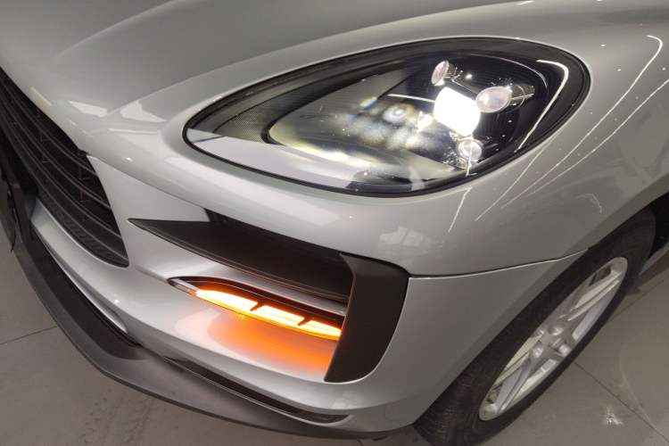 Used Porsche Macan 2018 Macan 2.0T