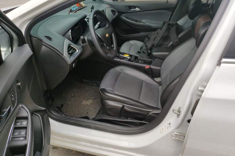 Used Chevrolet Cruze 2018 320 Automatic Xuanfeng Urban Edition