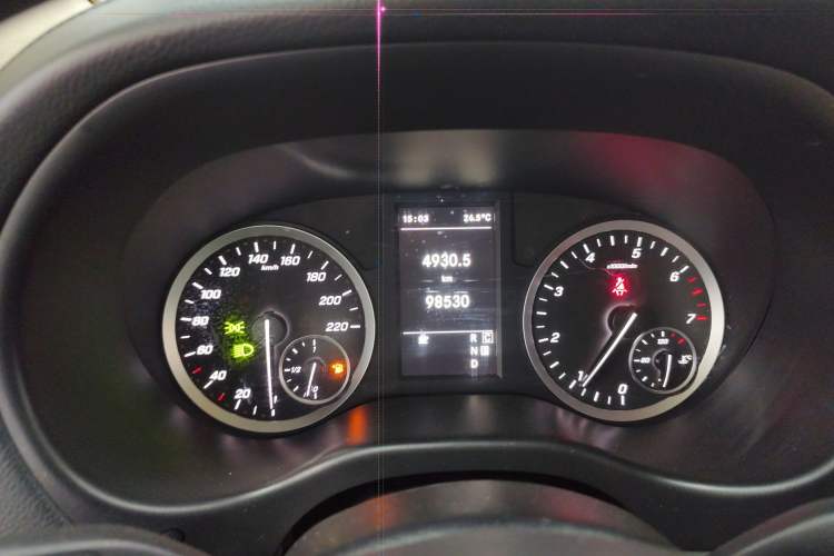 Used Mercedes-Benz Vito 2021 2.0T Elite Version 7 Seats