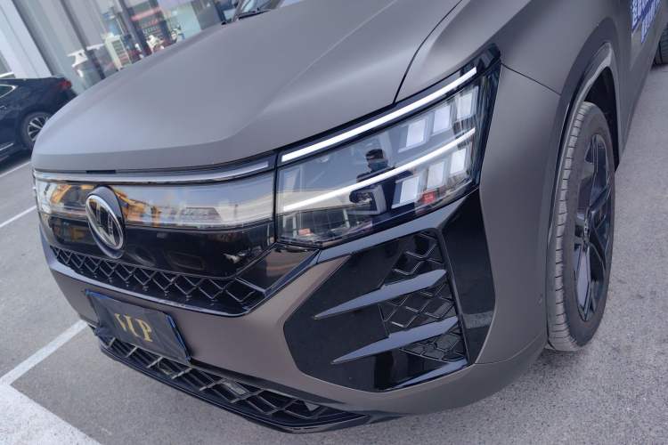 Used Volkswagen Teramont 2025 Tiguan Pro 450TSI 4Motion Crosswind Edition
