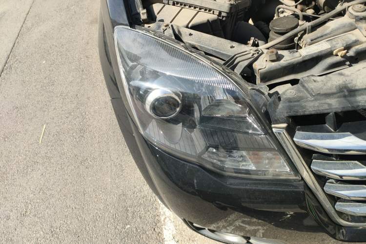 Used Haval H5 Classic 2013 Zhizun Edition 2.0L Manual Two-Wheel Drive Entry-Level Model