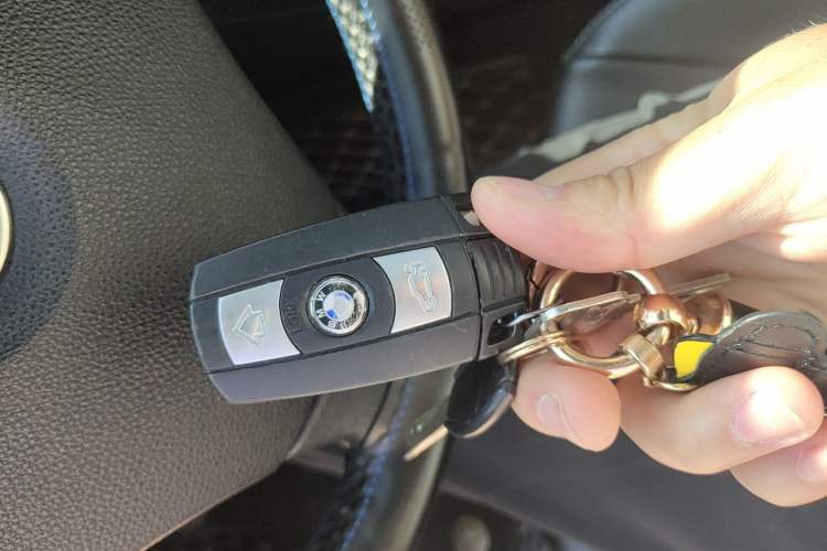 Used BMW X1 2012 sDrive18i Fashion Model Vehicle Key