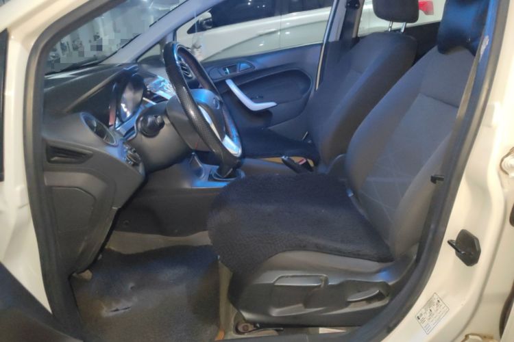 Used Ford Fiesta 2013 Hatchback 1.5L Manual Fashion Edition