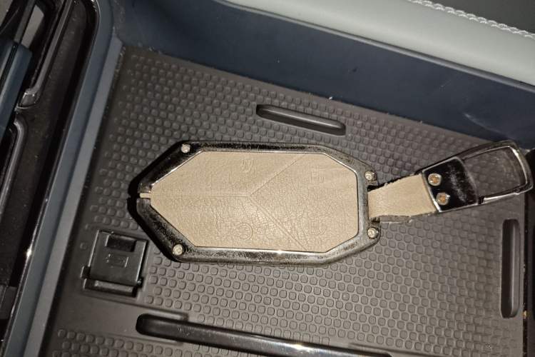 Used Formula Leopard Leopard 5 2023 Navigator Edition