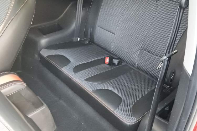 Used Chery New Energy Little Ant 2019 4-Seater Smart Edition 30.6 kWh Left Rear Seat