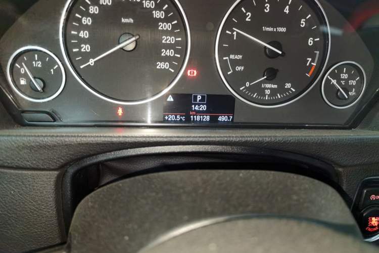 Used BMW 3 Series GT 2013 320i Leading Model