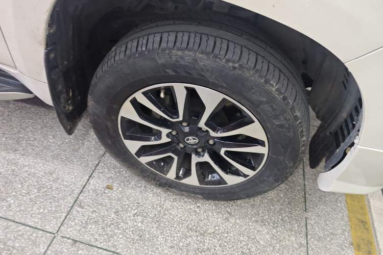 Used Toyota Prado 2016 2.7L Automatic Luxury Edition
