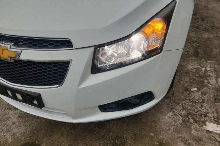 Used Chevrolet Cruze 2014 1.6L SL Millionth Anniversary Edition MT
