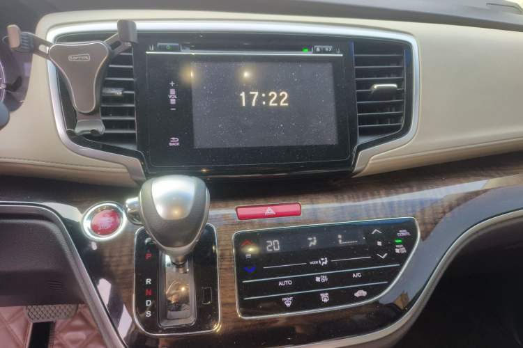 Used Honda Odyssey 2015 2.4L Luxury Edition