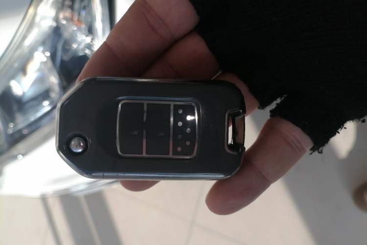 Used Honda CR-V 2016 2.0L Two-Wheel Drive Classic Edition