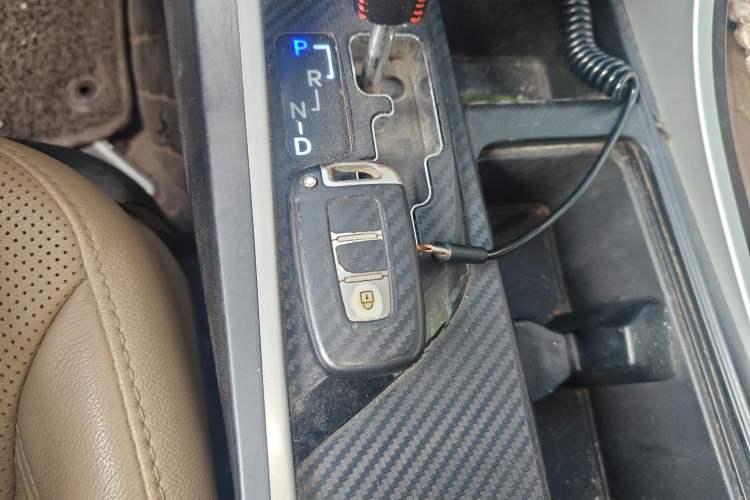 Used Hyundai Sonata 2011 2.0L Automatic Supreme Edition Vehicle Key