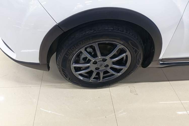 Used Geely Auto Vision X3 2021 PRO 1.5L CVT Deluxe Model Left Front Wheel Hub