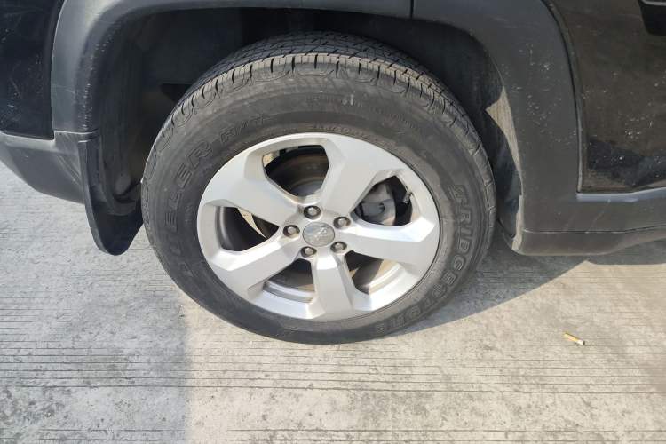 Used Jeep Compass 2019 220T Automatic Family Edition