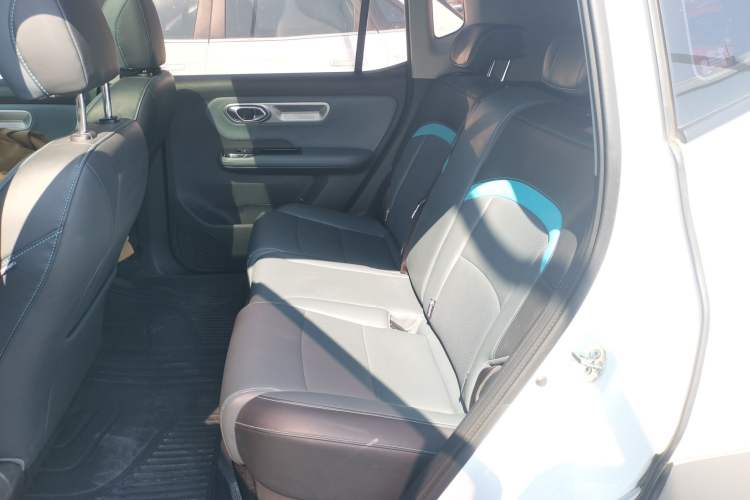 Used AION Y 2023 Plus 510 Smart Edition
