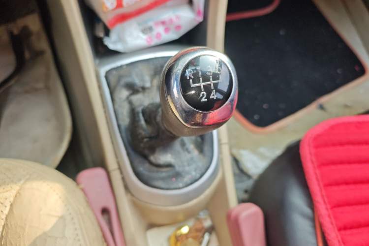 Used Hyundai Verna (older generation) 2010 Sedan 1.4L Manual Comfort GS
