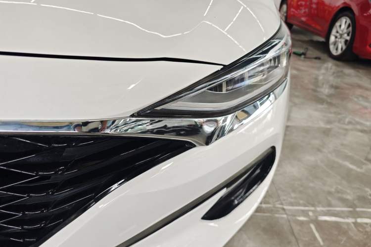 Used Hyundai Lafesta 2021 280TGDi DLX Luxury Edition Left Front Headlight