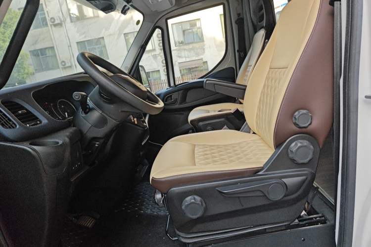 Used Iveco Turin 