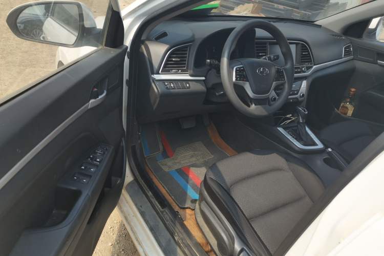 Used Hyundai Elantra (6th Generation / Lingdong) 2016 1.6L Automatic ZhiXuan – Elite Version Driver Seat