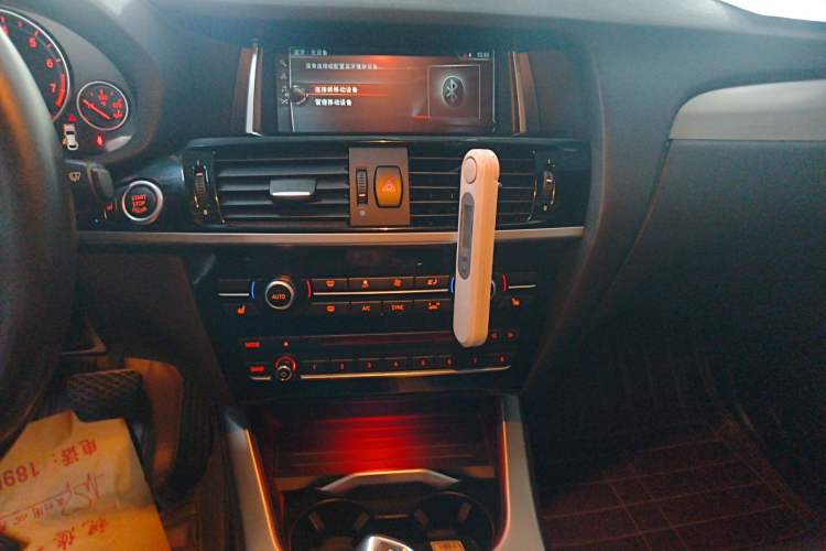 Used BMW X4 2016 xDrive20i M Sport Edition Audio And AC Panel