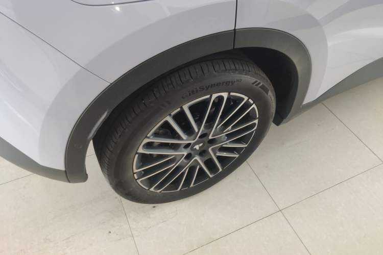 Used firefly 2025 Illuminated Edition
