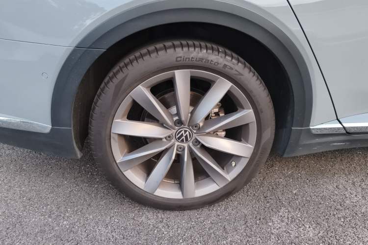 Used Volkswagen FAW-Volkswagen CC 2023 Hunting Vehicle 380TSI Hunter's Heart Edition