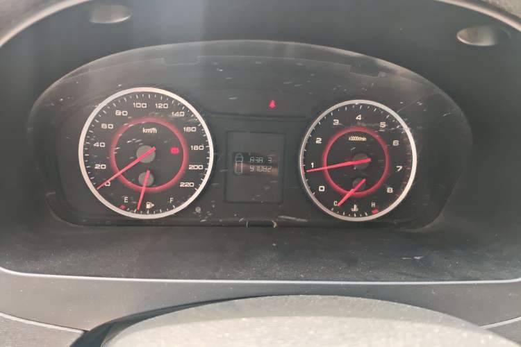 Used SAIC MAXUS G10 2014 2.0T Manual Elite Edition Instrument Cluster