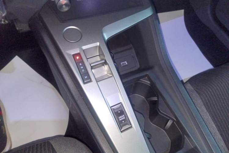 Used Peugeot 408X 2023 Active Version
