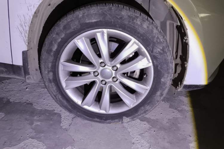 Used Haval H2 2016 Red-Label 1.5T Automatic Two-Wheel Drive Luxury Model Right Front Wheel Hub