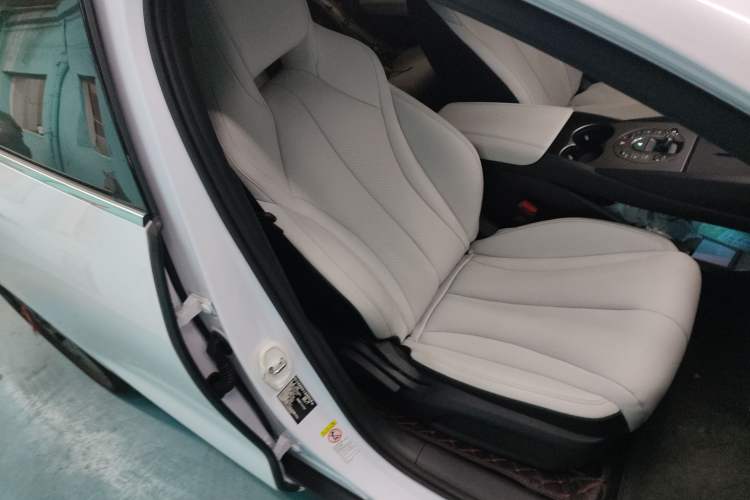 Used BYD Seal 06 New Energy 2024 DM-i 80KM Luxury Model
