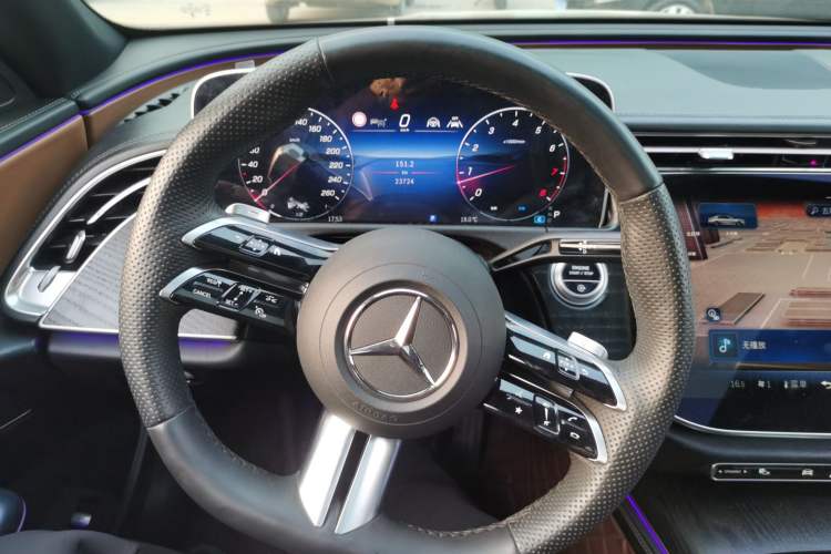 Used Mercedes-Benz E-Class 2024 Facelift E 300 L Fashion Sport Edition
