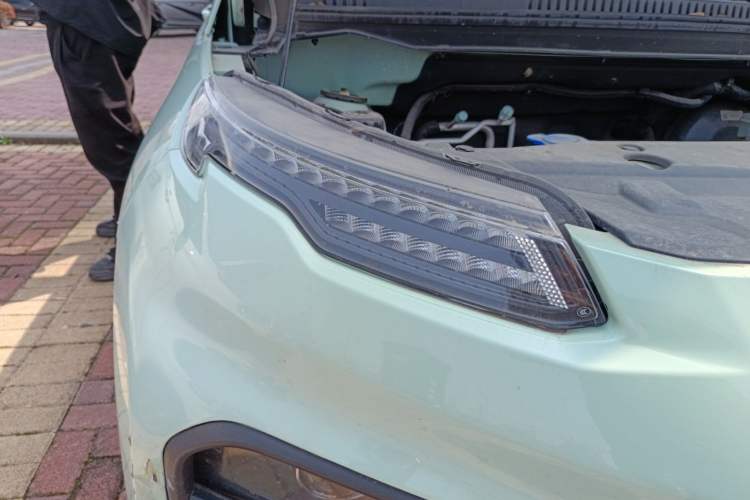 Used Dayun Yuehu 2023 300 Standard Edition Right Front Headlight