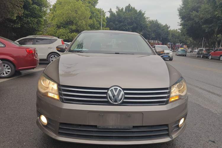 Used Volkswagen Bora 2014 1.6L Automatic Comfort Model Front