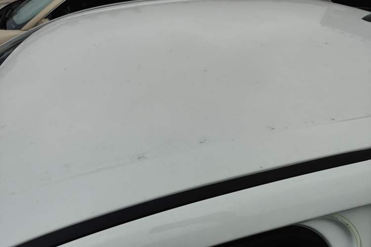 Used Chevrolet Aveo Sonic 2011 Sedan 1.4L MT SL Roof