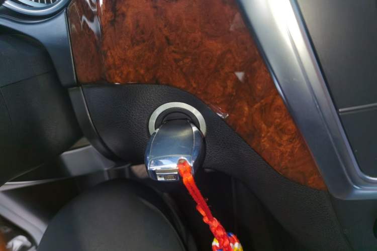 Used Mercedes-Benz M-Class 2014 ML 400 4MATIC Luxury Model