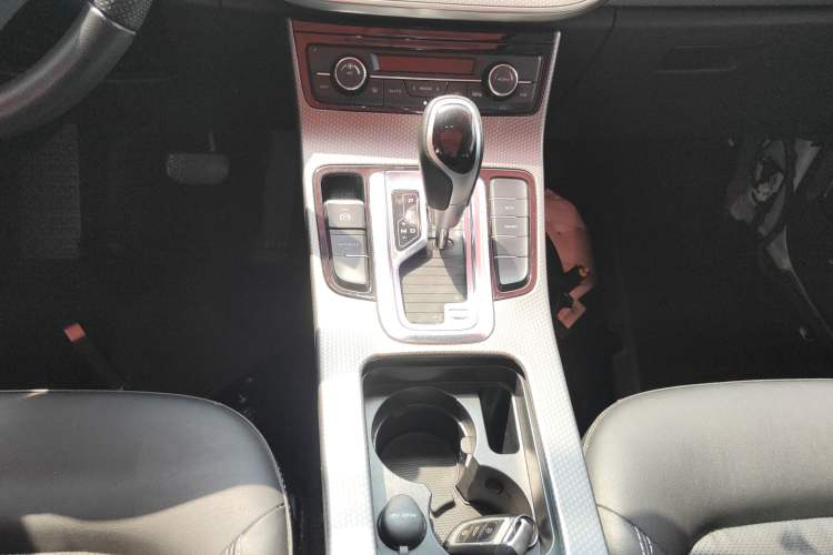 Used Geely Auto Emgrand GS 2016 Elegant Edition 1.8L Automatic LingShang Model
