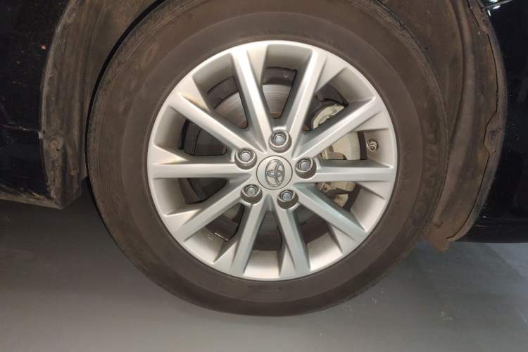 Used Toyota Camry 2016 2.0E 10th Anniversary Elite Edition